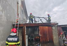 Gospodărie din Popești, cuprinsă de flăcări