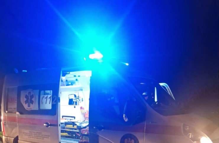 Bărbat rănit într-un accident pe E85