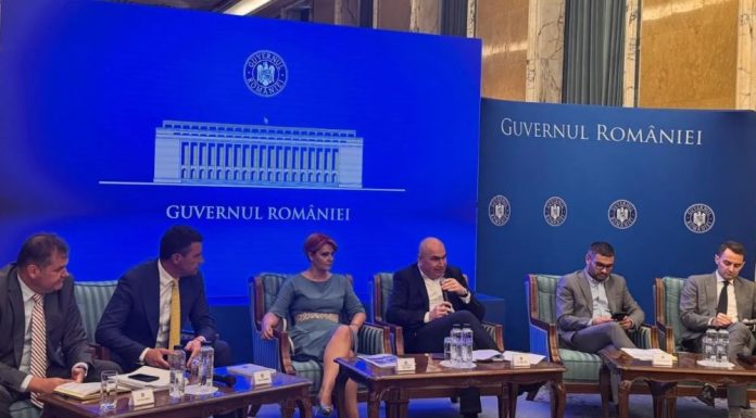 Cam așa apar crizele … politice: PSD cere înlocuirea premierului după ce Ilie Bolojan a refuzat să-i mai răspundă la telefon Olguței Vasilescu