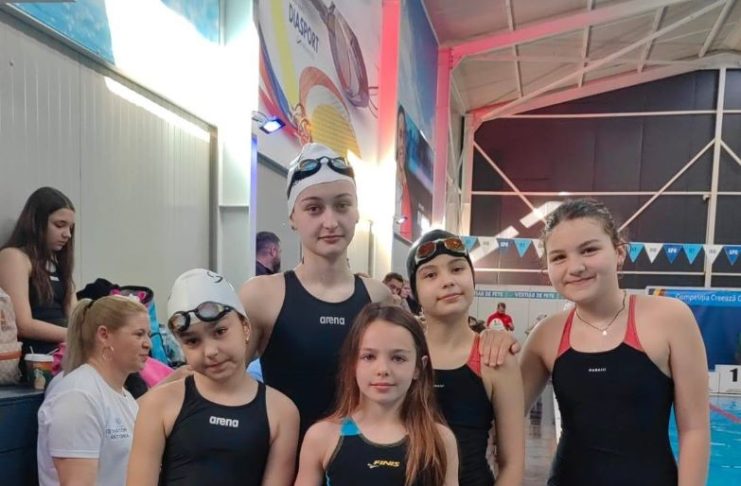 Înotul, un sport tot mai popular în Vrancea / Noi rezultate foarte bune, la o competiție regională