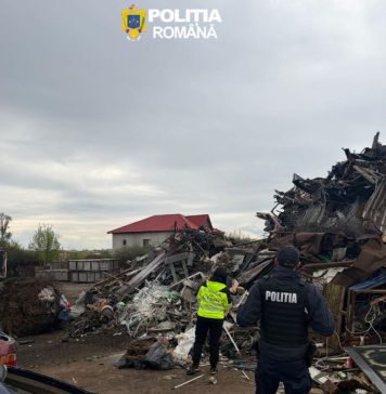 FOTO Centrele de colectare a deșeurilor metalice, controlate de poliție și de comisarii de mediu / Firmă din Adjud, amendată drastic