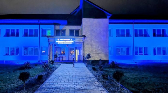 DGASPC Vrancea susține Ziua Internațională de Conștientizare a Autismului prin iluminarea clădirii în albastru