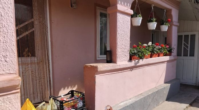 FOTO Un strop de bucurie în casele unor bătrâni și familii cu copii de la Pitulușa și Odobești, din partea unor oameni cu suflet mare