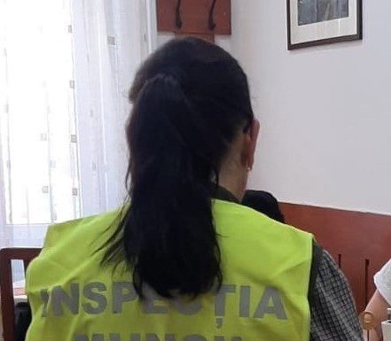 Firmele din domeniul colectării deșeurilor, controlate de inspectorii de muncă / Nereguli și măsuri dispuse