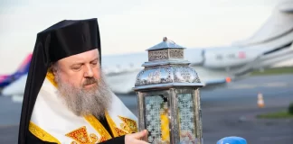 Sfânta Lumină va fi adusă de la Ierusalim în România cu o cursă specială / Planul de rezervă al Patriarhiei Române