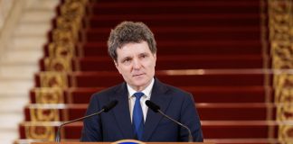 Nicușor Dan, despre criza politică: ”Îmi păstrez echidistanța” / Președintele îl crede pe Grindeanu că nu face guvern cu AUR