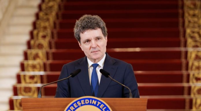 Nicușor Dan: ”Invit la calm. Începem negocierile pentru formarea unui nou guvern.”