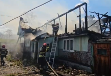 VIDEO 18 case sunt afectate de incendiul devastator de la Rucăreni