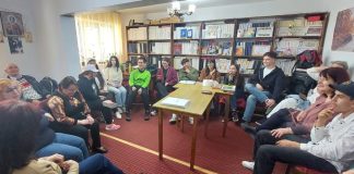 FOTO „Voluntarii care aduc lumină prin cuvinte” – incluziune, emoție și dialog în cadrul Săptămânii Europene a Tineretului