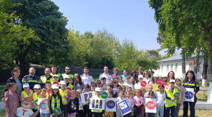 Lecții interactive în clase și īn stradă