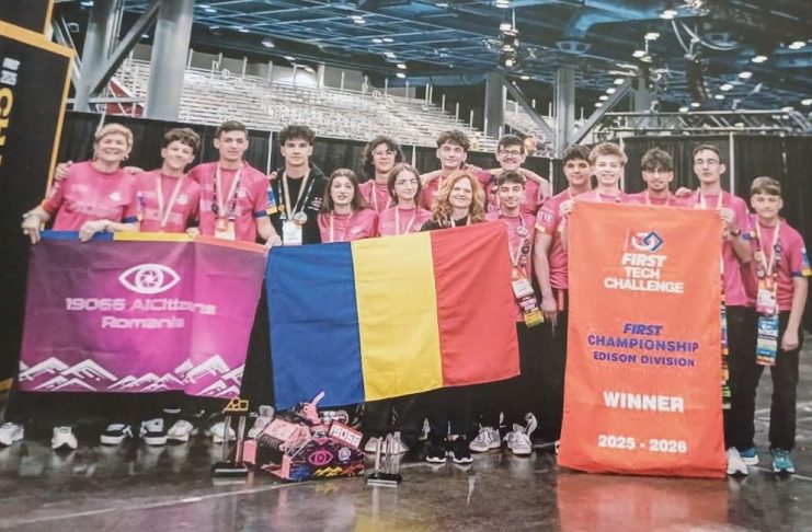 Echipa AICitizens, de la Colegiul Cuza, calificată la un nou concurs internațional de robotică / Elevii au nevoie de ajutor pentru a ajunge la competiția din SUA