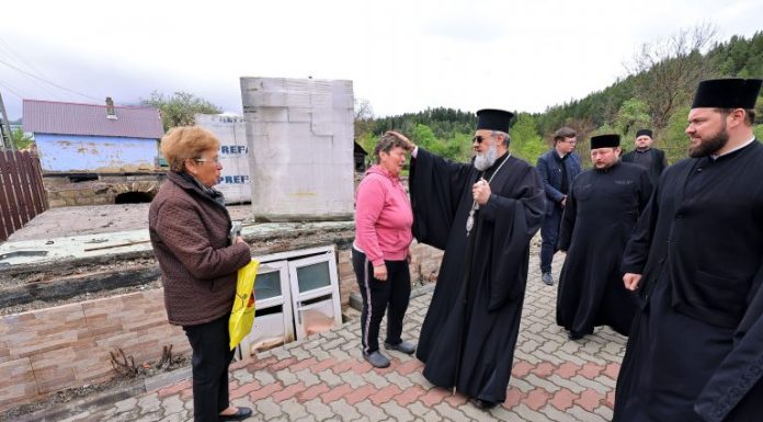 Arhiepiscopia Buzăului și Vrancei va construi case pentru 3 familii din Rucăreni, rămase pe drumuri în urma incendiului din 26 aprilie