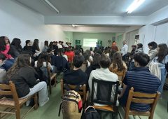 FOTO Elevii de la profilul chimie-biologie, dialog deschis cu medicii Spitalului Județean Focșani, despre profesie, provocări și satisfacții 2 elevi spital 3