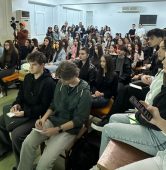 FOTO Elevii de la profilul chimie-biologie, dialog deschis cu medicii Spitalului Județean Focșani, despre profesie, provocări și satisfacții 4 elevi spital 6