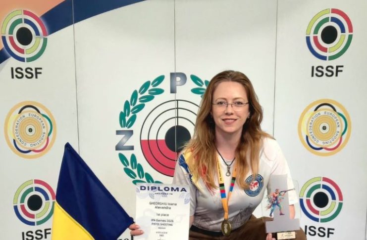 FOTO Polițistă din Vrancea, locul I la IPA Games 2026, la proba de tragere cu pistolul