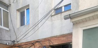 Persoane evacuate dintr-un bloc din Focșani în urma unui incendiu
