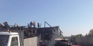 O familie din comuna Bolotești are nevoie de ajutorul semenilor: focul le-a distrus gospodăria