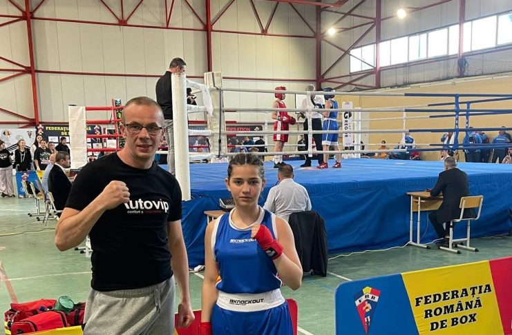 Două pugiliste din Vrancea, medalii de argint la Cupa României de box