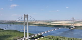 Atenție, șoferi: restricții temporare de circulație pe podul suspendat peste Dunăre!