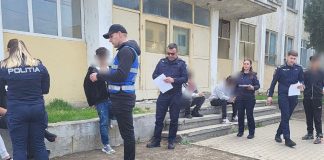 FOTO Razii în preajma unităților școlare / Sfaturi pentru elevi și părinți
