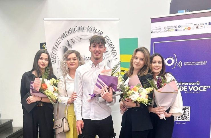 Tineri din sistemul de protecție specială, premiați la Gala aniversară „10 ani de voce, 10 ani de curaj”