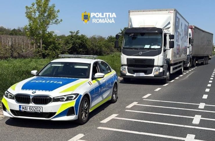 FOTO Peste 350 sancțiuni date de polițiștii rutieri șoferilor care transportă persoane sau mărfuri