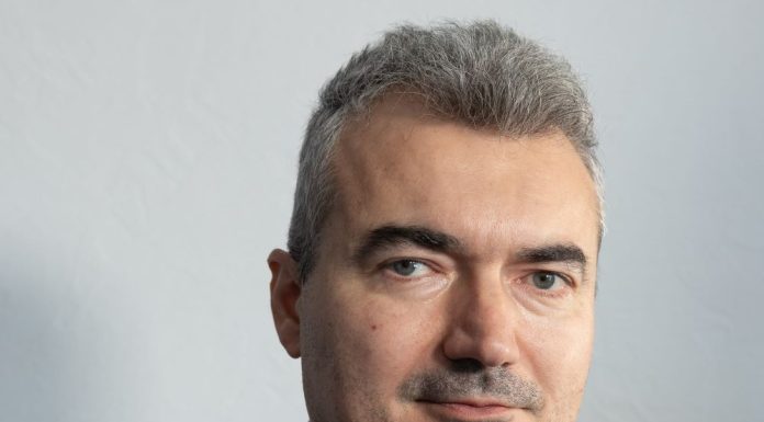 Nicușor Dan și PSD așteaptă ruperea PNL pentru a forma guvernul pe care și-l doresc