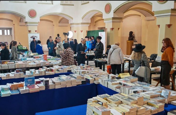 Biblioteca Judeţeană invită scriitorii vrânceni să se înscrie în programul de lansări de carte din cadrul Târgului de Carte de la Focşani, ediţia a XX-a