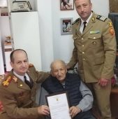FOTO Trei veterani de război din Vrancea, înaintați în grad de Ziua Eroilor 1 veteran 3