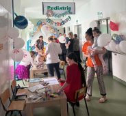 FOTO Copiii internați la Spitalul Județean Focșani au avut parte de surprize: ”Stop! Astăzi nu mai vorbim despre boală și medicamente!” 2 1 iunie spital 1