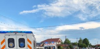 Patru persoane rănite într-un accident la Gologanu / Printre răniți, o tânără însărcinată și un copil de 7 ani