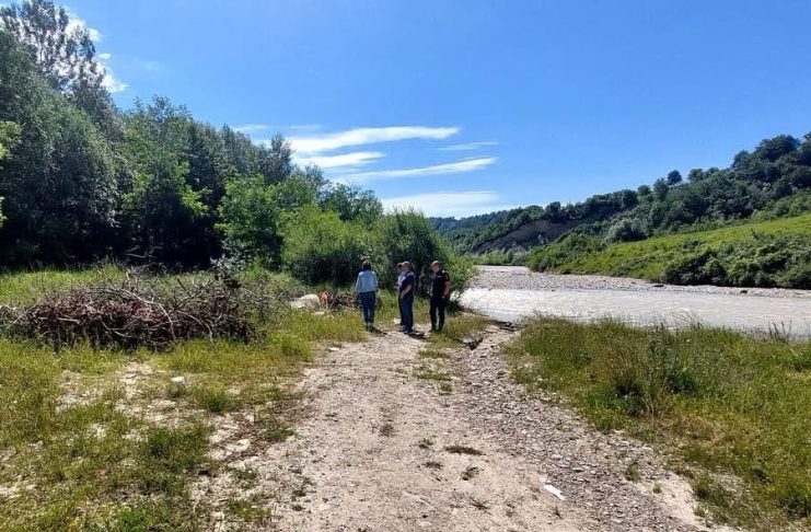 FOTO Albiile cursurilor de apă, verificate de reprezentanții SGA, Mediu și ISU