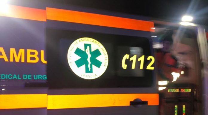 Accident grav, azi noapte, în Nereju / Un minor și un tânăr, transportați la spital