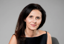 Sondaj eJobs – 31% dintre respondente s-au simțit discriminate la locul de muncă din cauza statutului de mamă. 40% ascund situațiile delicate legate de copii pentru că se tem să nu fie considerate „angajat – problemă” ana calugaru