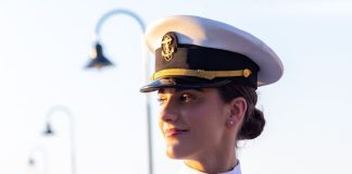 Povestea tinerei din Adjud, Ana Gafton, în presa militară: De la Câmpulung la Annapolis, sub pavilion românesc