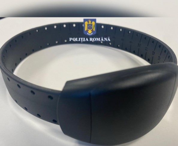 Tânăra dată dispărută ieri, din Vizantea-Livezi, a fost găsită în siguranță / Ea renunțase la dispozitivul de monitorizare electronică, montat pentru a o proteja