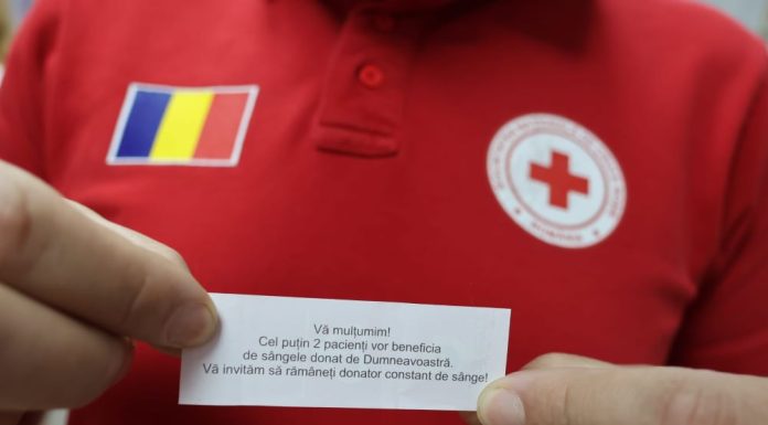 România are nevoie de donatori. În fiecare zi / Angajați, voluntari și colaboratori ai Crucii Roșii Vrancea vor dona, astăzi, sânge