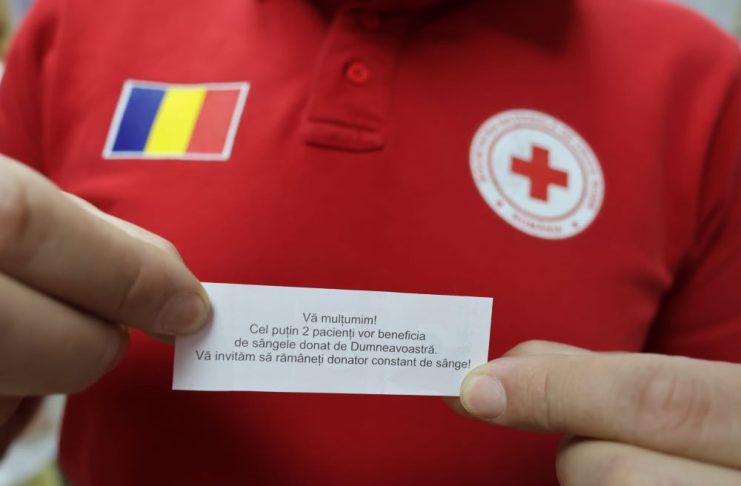 România are nevoie de donatori. În fiecare zi / Angajați, voluntari și colaboratori ai Crucii Roșii Vrancea vor dona, astăzi, sânge