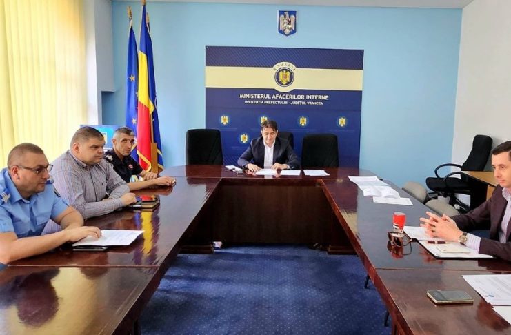 Ședință de urgență: focar de rabie pe raza unui fond de vânătoare din Lepșa