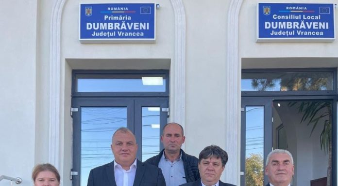 Consilierii PNL din Dumbrăveni acuză primarul comunei că vrea să impună cenzura în administrația locală