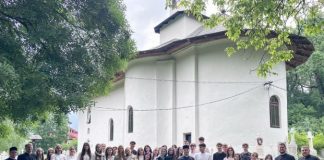 FOTO Parteneriatul dintre Biserică și Școală: Pași pe urmele istoriei și credinței în Protoieria Panciu