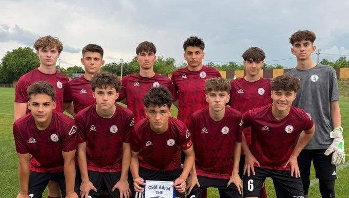 Fotbal: juniorii Adjudului s-au calificat în finala regională, după un meci dramatic