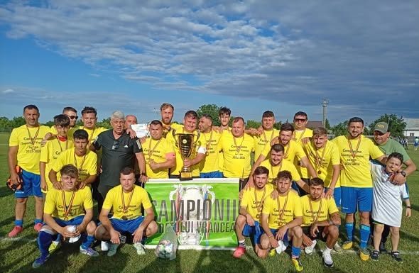 Victoria Gologanu este campioana județului la fotbal / Nu va merge la barajul de promovare în Liga 3 pentru că nu îndeplinește condițiile regulamentare