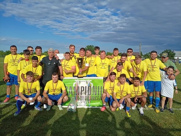 Victoria Gologanu este campioana județului la fotbal / Nu va merge la barajul de promovare în Liga 3 pentru că nu îndeplinește condițiile regulamentare