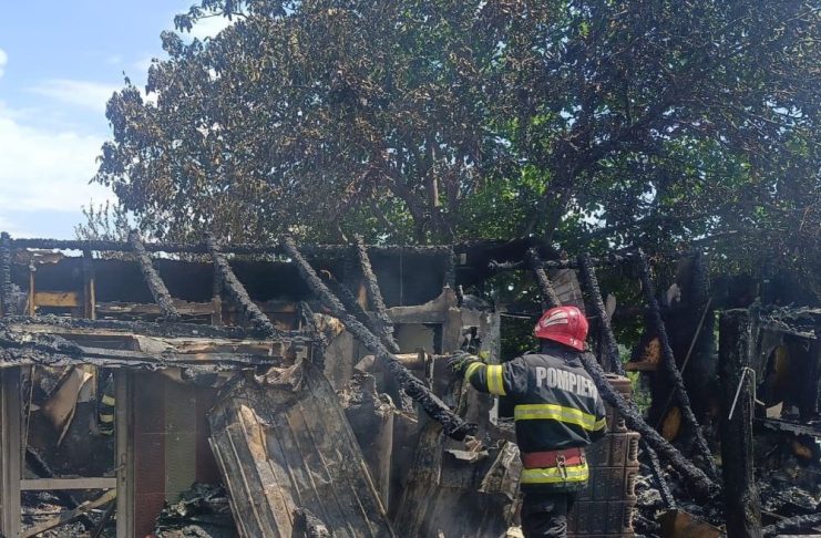 Incendiu la o gospodărie din Vizantea-Livezi