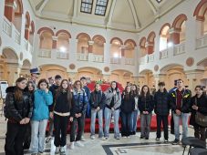 FOTO Elevii Liceului Teoretic „Ioan Slavici” din Panciu, parte a unui proiect privind promovarea patrimoniului cultural și natural 3 liceul teoretic panciu 8
