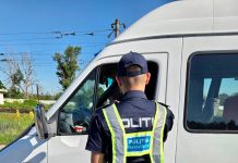 Acțiune a polițiștilor vrânceni pentru prevenirea accidentelor rutiere în zona trecerilor la nivel cu calea ferată politie arr 1