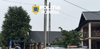 Razii în Tâmboești și Slobozia Bradului / Polițiștii sunt sprijiniți de jandarmi și reprezentanți de la alte instituții de control