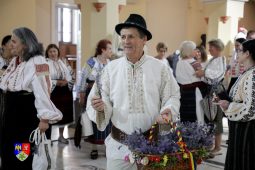 FOTO Vrancea își poartă mai departe povestea la cea de-a VI-a ediție a Zilelor Portului Popular 1 port popular 3