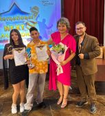 O tânără talentată din Vrancea, câștigătoarea marelui trofeu la International Next Magic Voice 1 premii next magic voice 1